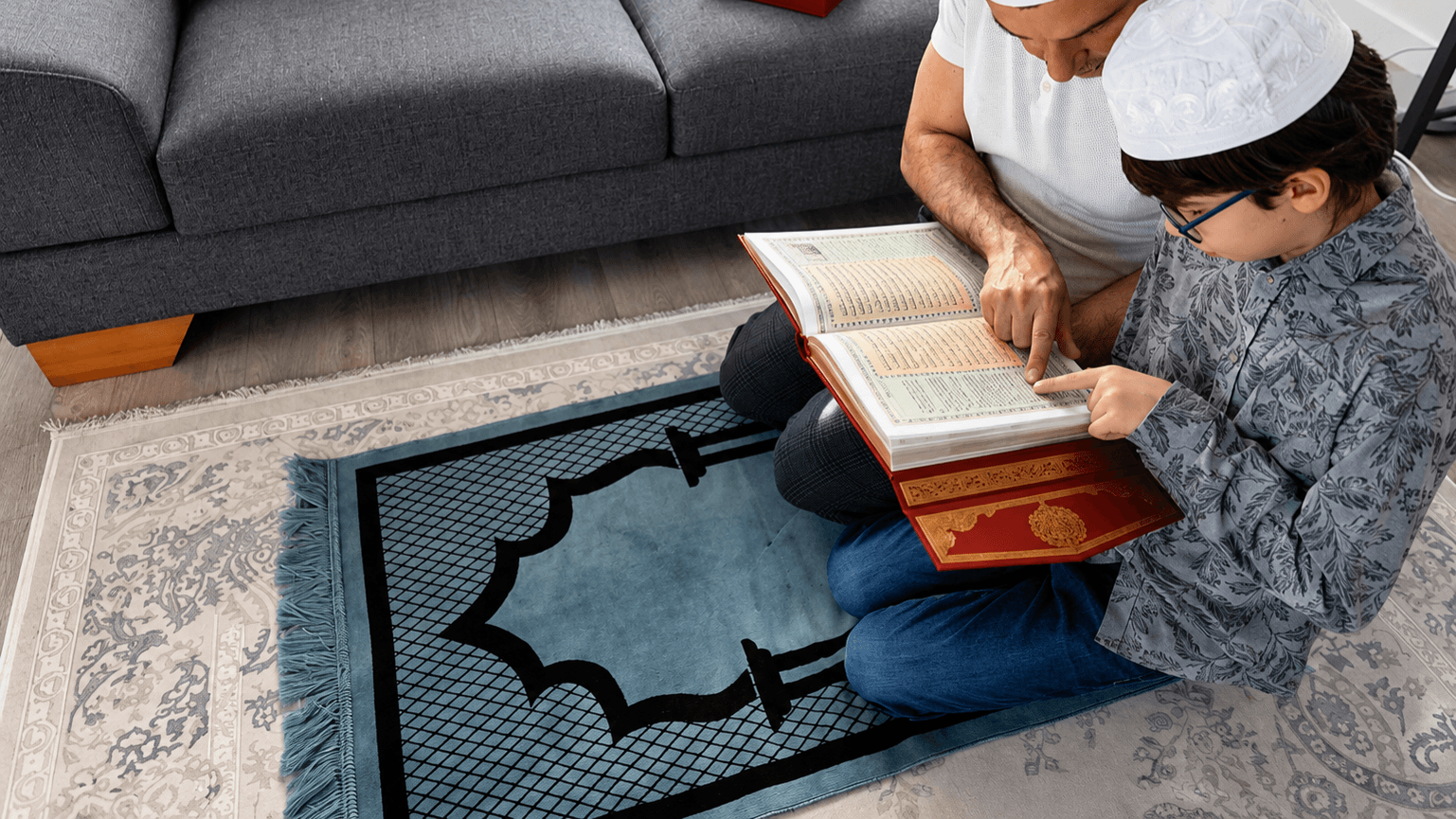 تربية على قدر الطاقة: كيف نربي أبناءنا المولودين في الغرب بالتدرج؟